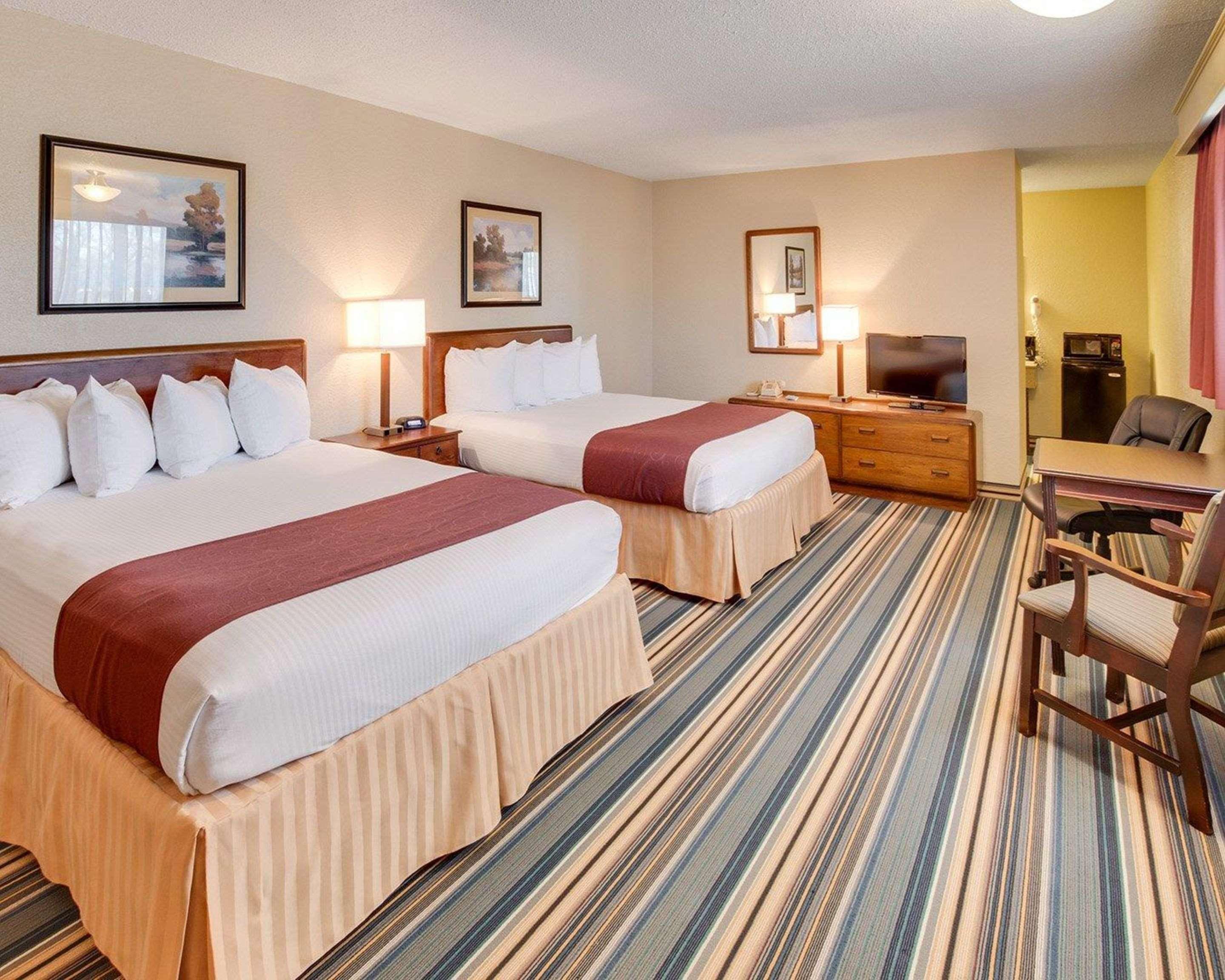 Days Inn By Wyndham Gatesville Exterior photo