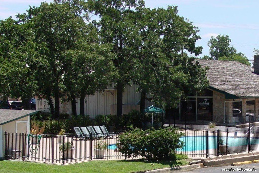 Days Inn By Wyndham Gatesville Facilities photo